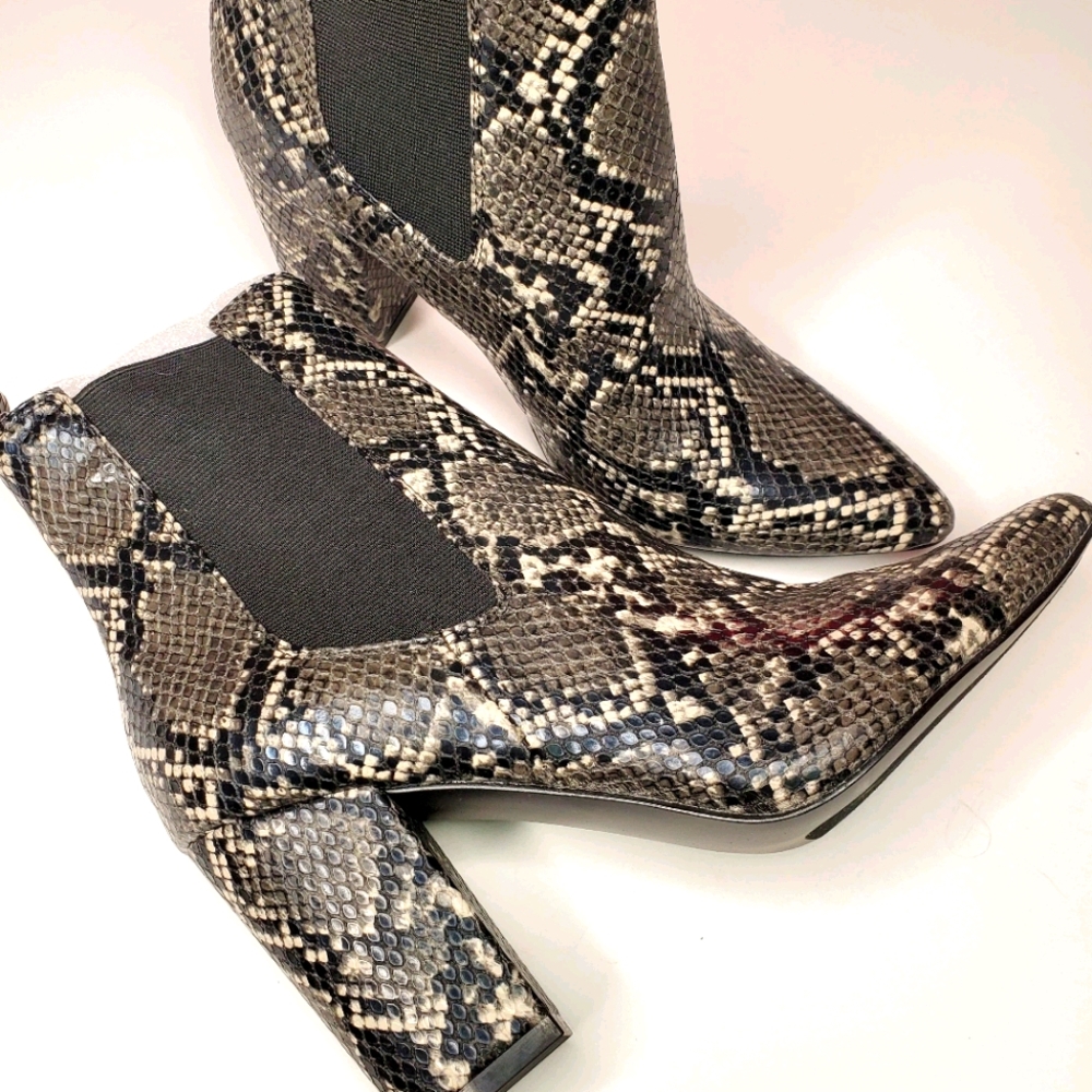 STEVE MADDEN Belong Ankle Boots